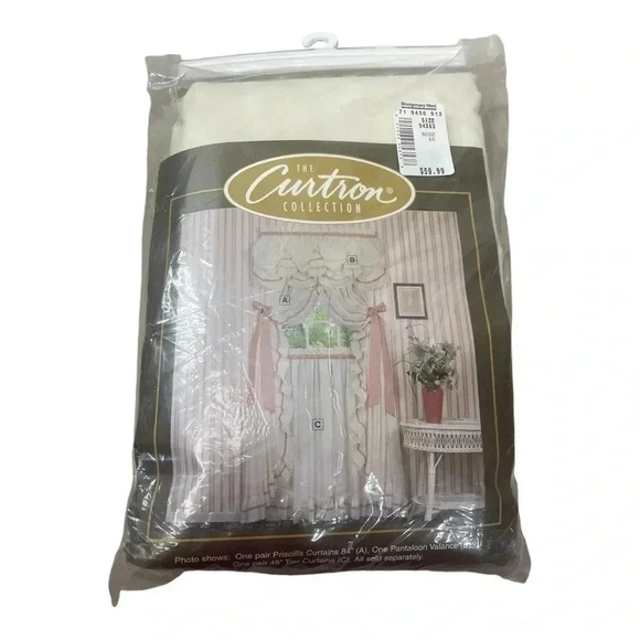 Vintage Curtron Collection Montgomery Ward Beige Pink Priscilla *Curtains Only** - Picture 1 of 11